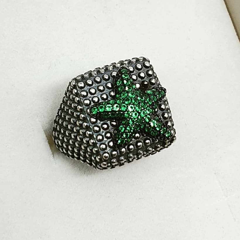ANELLO STELLA ZIRCONI